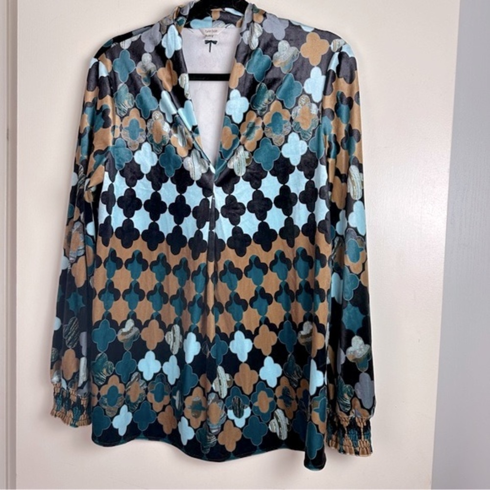 Tyler Boe‎ Black, Greenish/Blue Tan/Gold Artsy Print Velvet Shirt S *Like New*